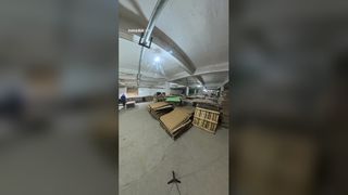 হংহাই গ্লাস ফ্যাক্টরি প্রিমিয়াম গ্লাসওয়্যার উত্পাদন করে